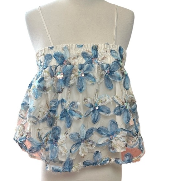 Babydoll Cropped Top SHEIN NWT Blue and Cream Floral Smocked Camisole size M - Picture 1 of 12